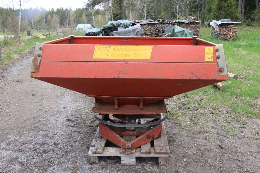 Konstgödningsspridare