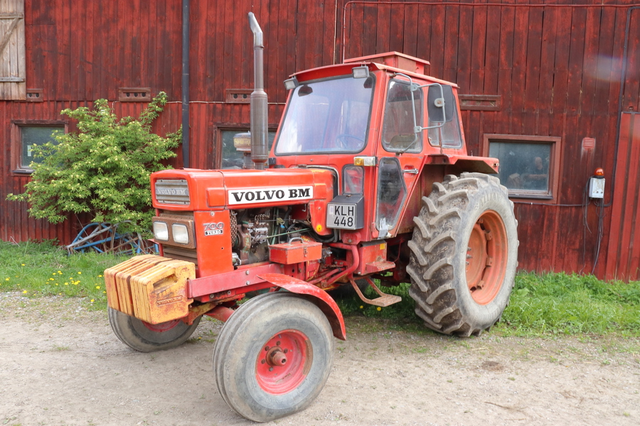 Traktor Volvo BM T 700